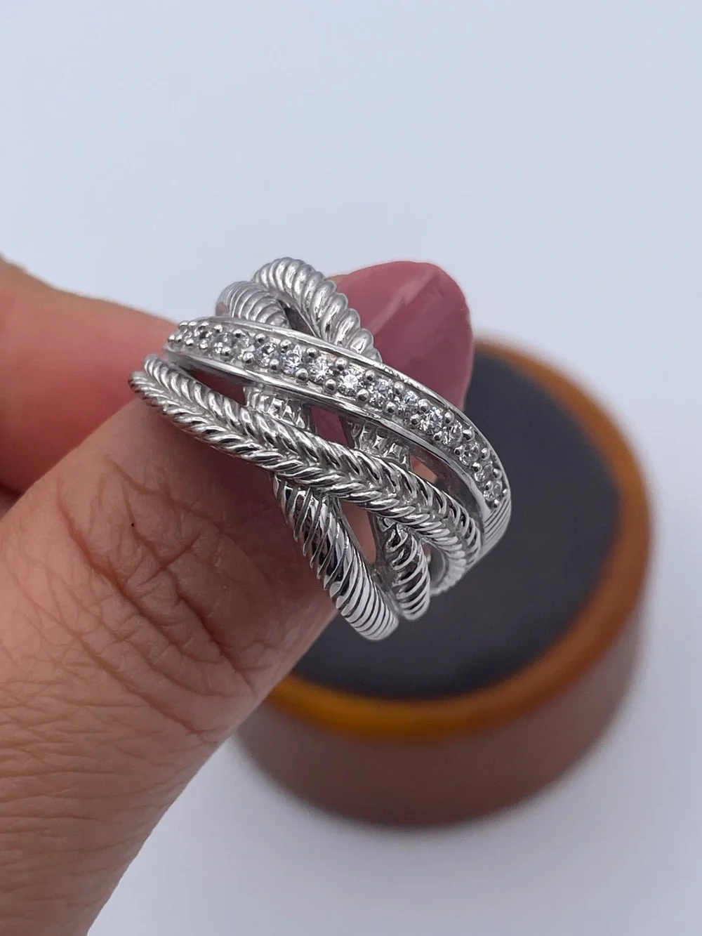 Judith Ripka Sterling Silver 925 CZ Pavé Highway Crisscross Ring Thailand Size 9